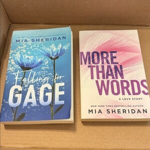 Mia Sheridan Book Set - Falling for Gage & More Than Words